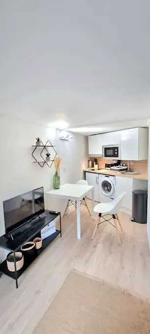 Studio Rochereau Climatise - Metro - Gare - Wifi Toulouse 0*,  France