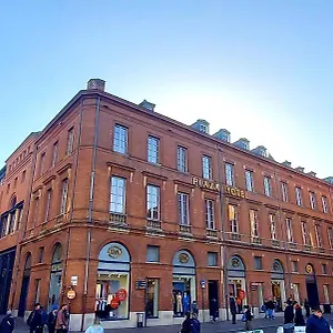 4* Отель Plaza Capitole