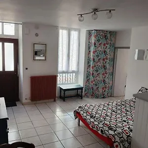 https://studio-quip-centre-ville.hotels-rhonealpes.com